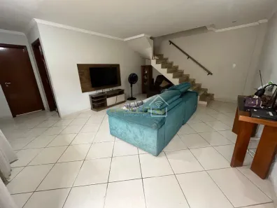 Sobrado com 3 Quartos à venda, 102m² no Vila Valença, São Vicente