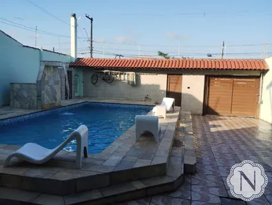 Sobrado com 5 Quartos à venda, 258m² no Tupy, Itanhaém