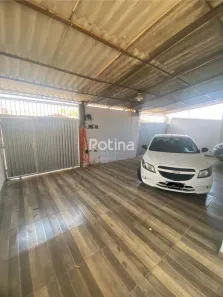 Casa com 3 Quartos à venda, 174m² no Nossa Senhora das Graças, Uberlândia