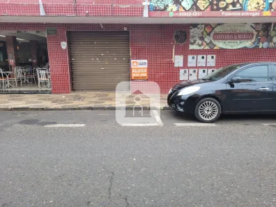 Ponto Comercial para alugar, 40m² no Brasil, Uberlândia