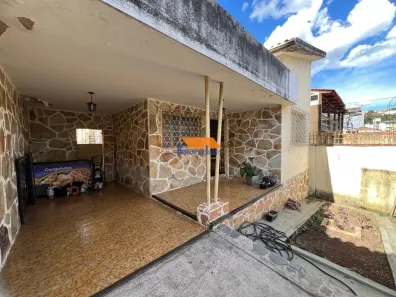 Casa com 2 Quartos à venda, 230m² no Salgado Filho, Belo Horizonte
