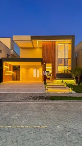 Casa de Condomínio com 4 Quartos à venda, 298m² no Cidade Alpha, Eusébio