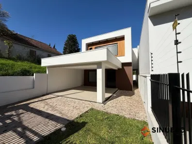 Casa com 3 Quartos à venda, 182m² no Hamburgo Velho, Novo Hamburgo