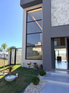 Casa de Condomínio com 4 Quartos à venda, 195m² no Jardins Porto, Senador Canedo