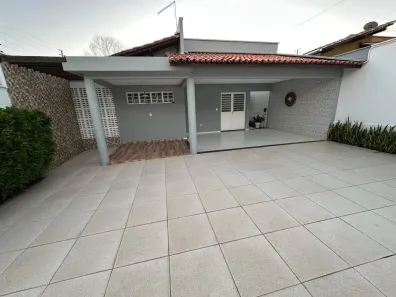 Casa com 3 Quartos à venda, 200m² no Porto do Centro, Teresina