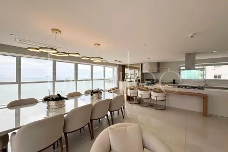 Apartamento com 4 Quartos para alugar, 300m² no Centro, Balneário Camboriú