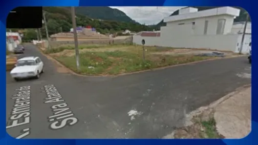 Casa com 1 Quarto à venda, 10m² no Centro, Andradas