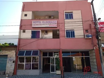 Imóvel Comercial com 11 Quartos à venda, 750m² no Centro, Chapadinha