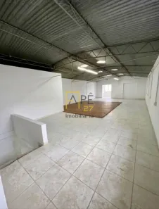Galpão/Depósito/Armazém para alugar, 200m² no Jardim Cumbica, Guarulhos