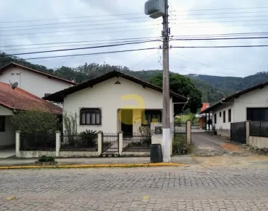 Casa com 3 Quartos à venda, 80m² no Centro, Rodeio