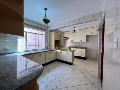 Sobrado com 3 Quartos à venda, 173m² no Mauá, São Caetano do Sul