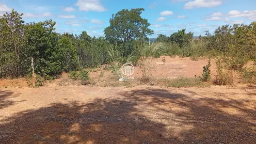 Lote/Terreno à venda, 1000m² no Área Rural de Montes Claros, Montes Claros