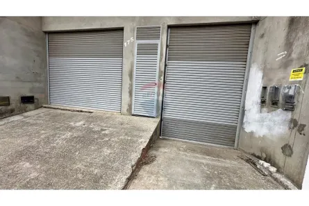 Ponto Comercial para alugar, 300m² no Água Branca, Jequié
