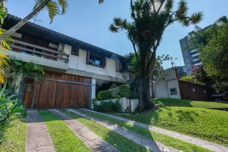 Casa com 4 Quartos à venda, 440m² no Auxiliadora, Porto Alegre