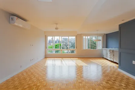 Apartamento com 2 Quartos à venda, 142m² no Três Figueiras, Porto Alegre