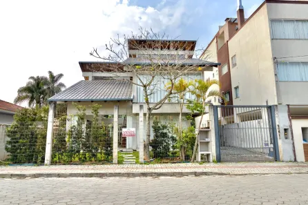 Casa com 2 Quartos à venda, 205m² no Bombas, Bombinhas
