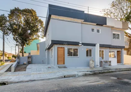 Casa com 3 Quartos à venda, 88m² no Espírito Santo, Porto Alegre