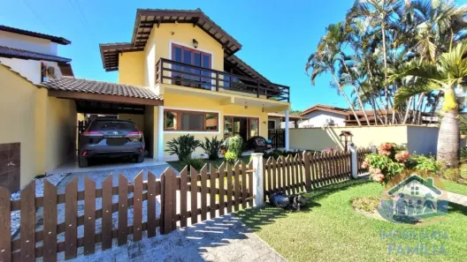 Casa com 3 Quartos à venda, 237m² no Mar Verde, Caraguatatuba