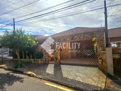 Casa com 4 Quartos à venda, 237m² no Vila Nogueira, Campinas