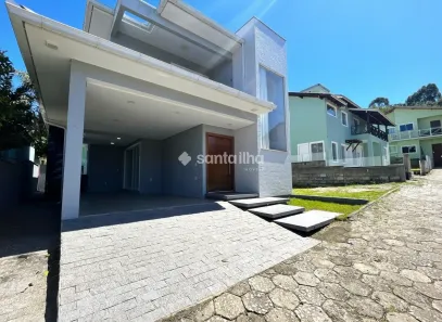 Casa de Condomínio com 2 Quartos para alugar, 140m² no Campeche, Florianópolis