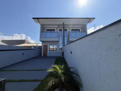 Sobrado com 2 Quartos à venda, 75m² no Madri, Palhoça