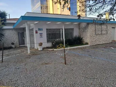 Casa com 5 Quartos para alugar, 425m² no Cambuí, Campinas