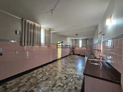 Casa com 3 Quartos para alugar, 255m² no Centro, Americana