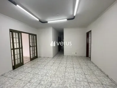 Casa com 3 Quartos para alugar, 300m² no Segismundo Pereira, Uberlândia
