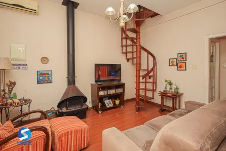 Casa com 3 Quartos à venda, 68m² no Passo da Areia, Porto Alegre