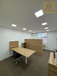 Sala Comercial à venda, 24m² no Santo Antônio, Recife