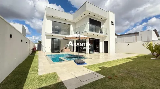 Casa de Condomínio com 4 Quartos à venda, 297m² no Granja Marileusa, Uberlândia