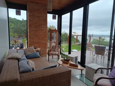 Casa de Condomínio com 3 Quartos à venda, 204m² no , Garopaba