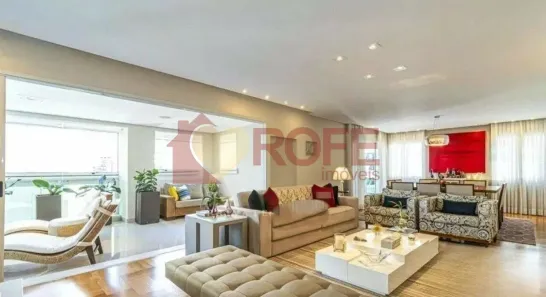 Apartamento com 3 Quartos à venda, 250m² no Vila Uberabinha, São Paulo