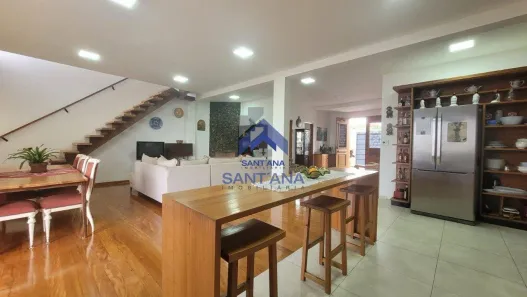 Casa com 5 Quartos à venda, 360m² no Jardim de Alah, Taubaté