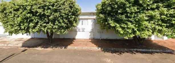 Casa com 3 Quartos à venda, 226m² no Jardim Jacy, Campo Grande