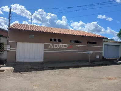 Casa com 2 Quartos à venda, 253m² no Conjunto Vera Cruz, Goiânia