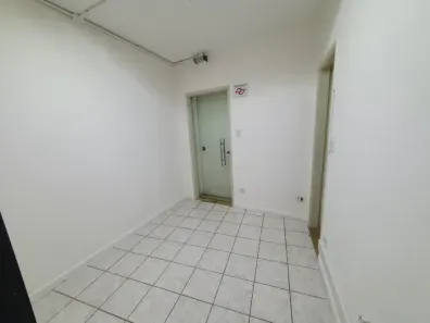 Sala Comercial para alugar, 67m² no República, São Paulo