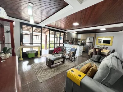 Casa com 3 Quartos à venda, 338m² no Centro, Canoas