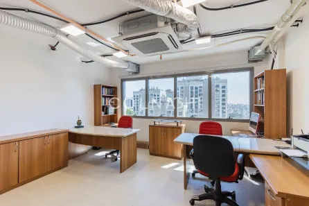 Sala Comercial à venda, 34m² no Boa Vista, Porto Alegre