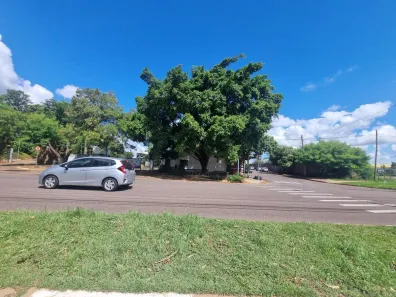Sala Comercial para alugar, 1000m² no Parque Residencial Carandá, Presidente Prudente