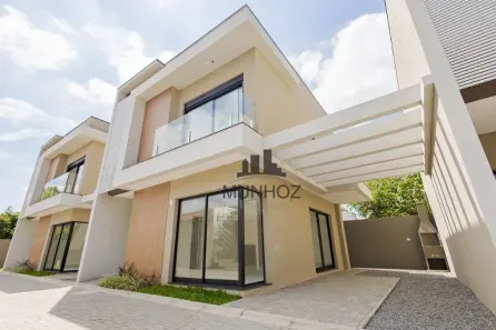 Sobrado com 3 Quartos à venda, 120m² no Hauer, Curitiba