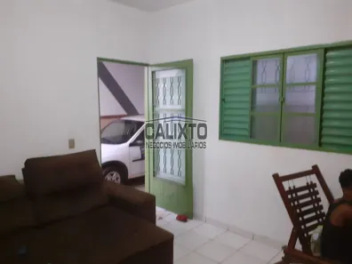 Casa com 3 Quartos à venda, 180m² no Jardim América I, Uberlândia