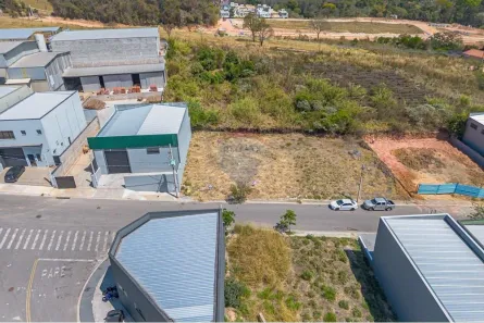 Lote/Terreno à venda, 250m² no Pinheirinho, Vinhedo