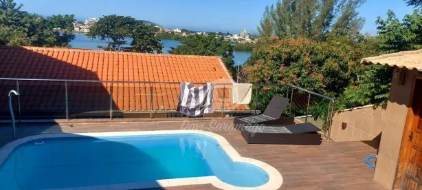 Casa com 4 Quartos à venda, 280m² no Jardim Imbuí, Niterói