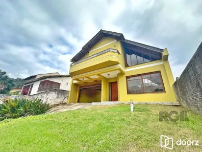 Casa com 3 Quartos à venda, 255m² no Nonoai, Porto Alegre