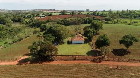 Fazenda/Sítio com 2 Quartos à venda, 80m² no Área Rural de Tatuí, Tatuí