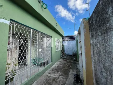 Casa com 3 Quartos à venda, 10m² no Torrões, Recife