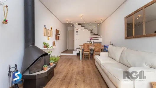 Casa de Condomínio com 3 Quartos à venda, 132m² no Teresópolis, Porto Alegre