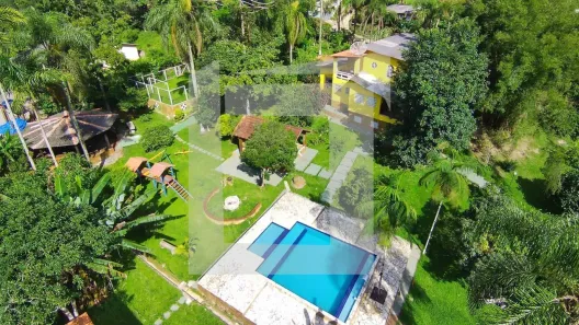Fazenda/Sítio com 9 Quartos à venda, 13000m² no Barnabés, Juquitiba