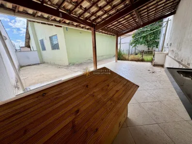 Casa com 4 Quartos à venda, 360m² no Santa Amélia, Belo Horizonte
